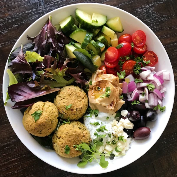 falafel meal vegetarian